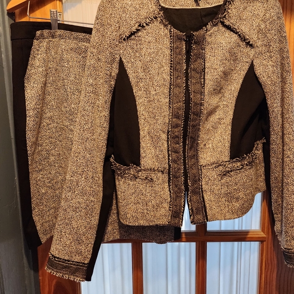 White House Black Market Jackets & Blazers - White House Black Market Black and Gray Tweed Blazer